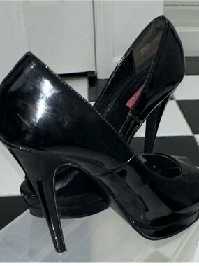 Bordello Black Patent Stiletto Pumps